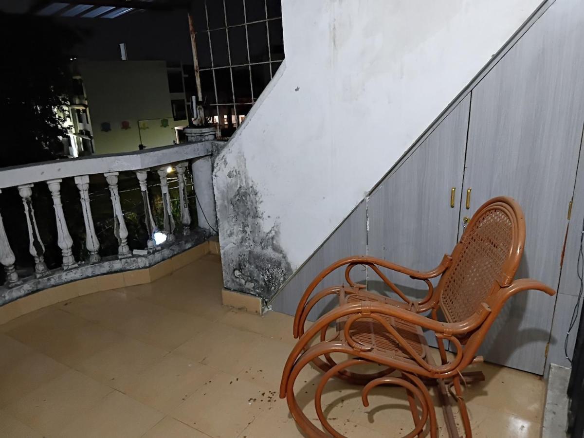Geeta Apartment *