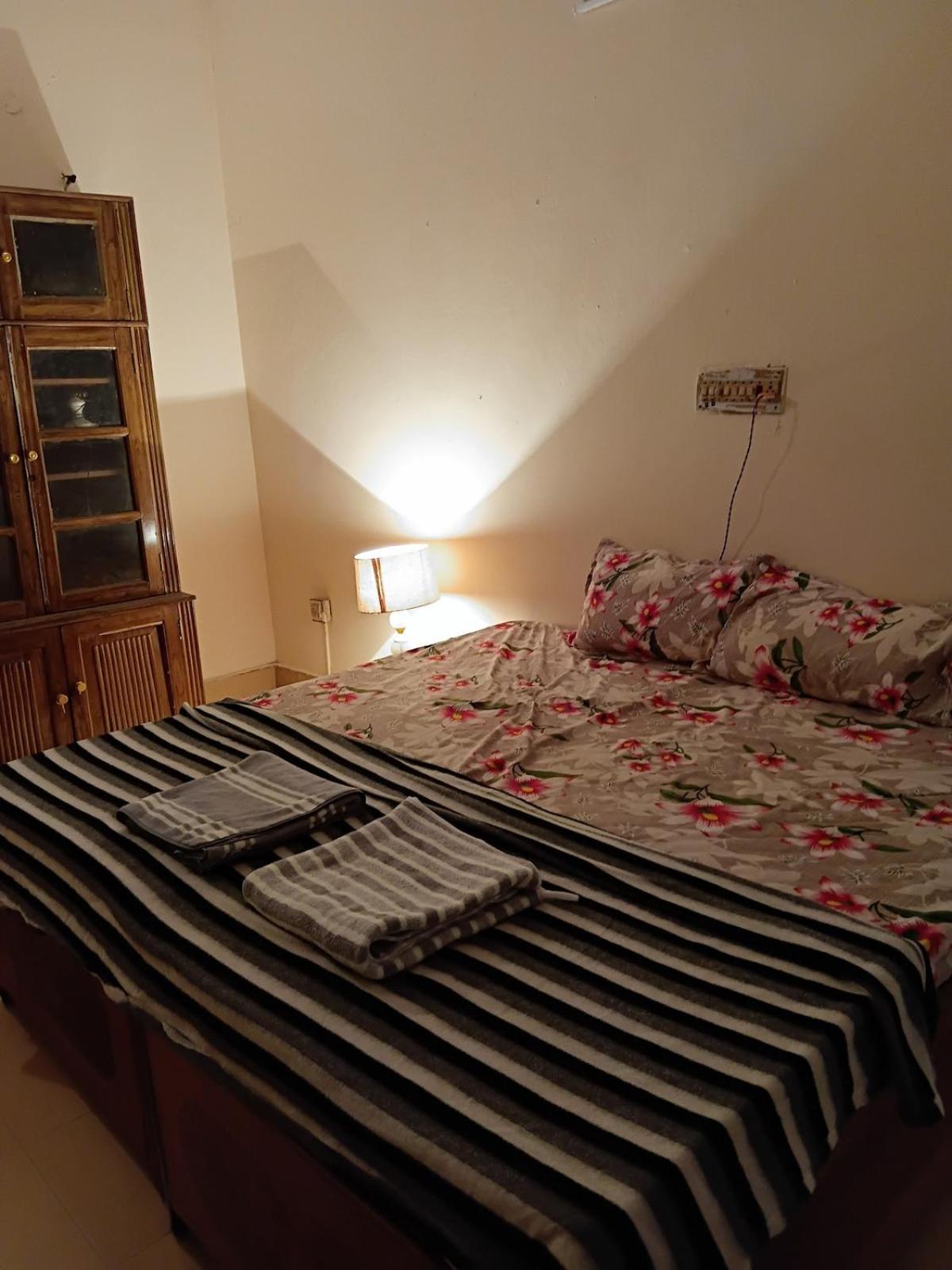 Geeta Apartment