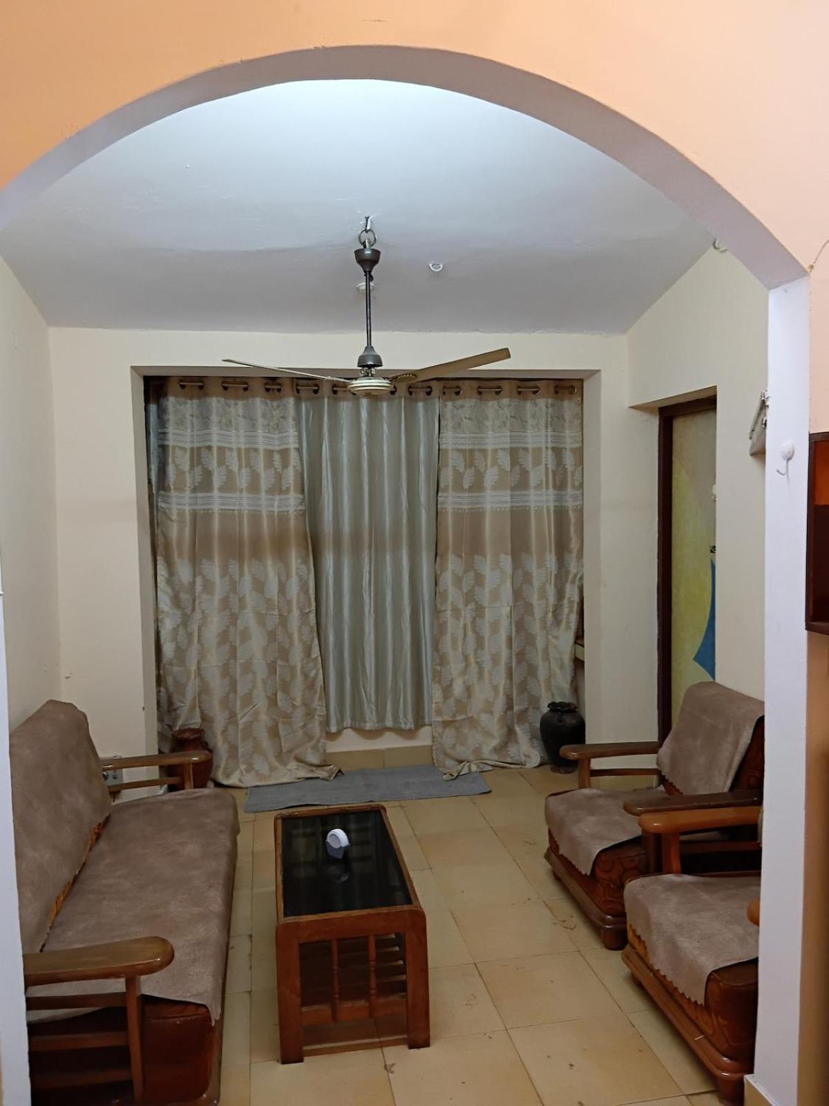 Geeta Apartment *
